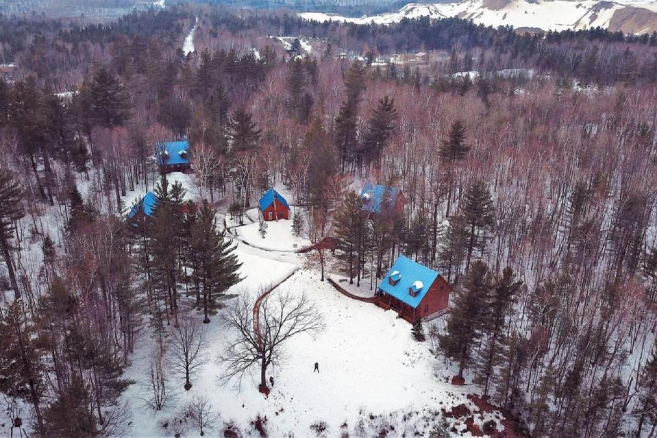 Les Chalets Sur Le Cap Saint Joachim Exterior foto