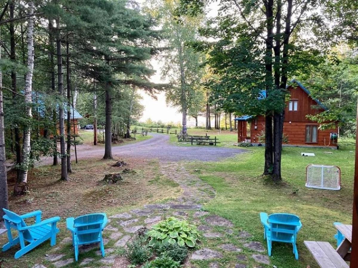 Les Chalets Sur Le Cap Saint Joachim Exterior foto